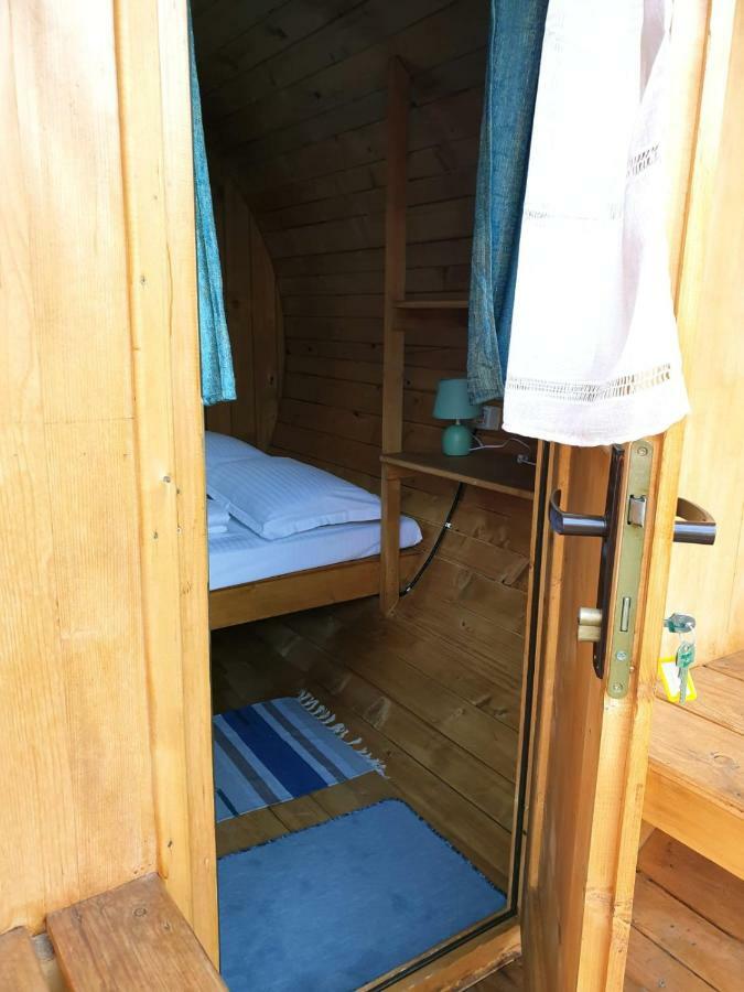 Zozo Hostel Брашов Экстерьер фото